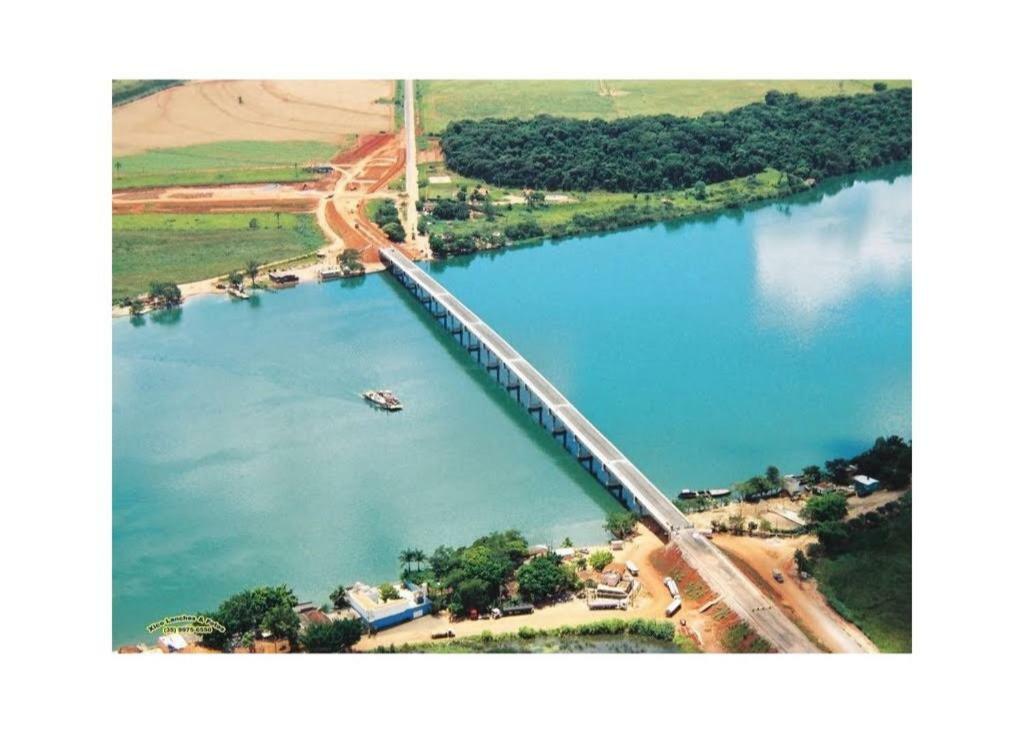 Villa Pouso Calixtrato São João Batista do Glória Exterior foto
